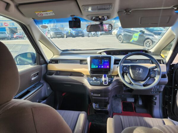2017 HONDA FREED 1.5 AUTO LOW MILES 7 SEATER - Image 13