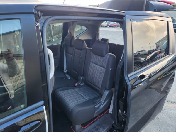 2017 HONDA FREED 1.5 AUTO LOW MILES 7 SEATER - Image 19
