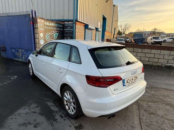 AUDI A3 AUTO TFSI 2014 1.4L - Image 9