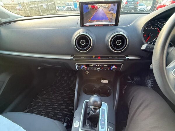 AUDI A3 AUTO TFSI 2014 1.4L - Image 12