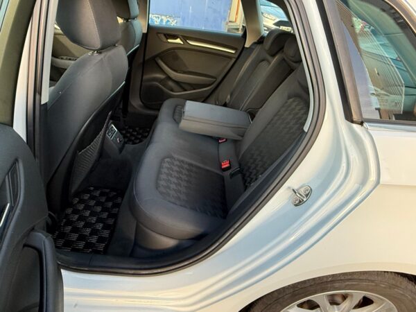 AUDI A3 AUTO TFSI 2014 1.4L - Image 13