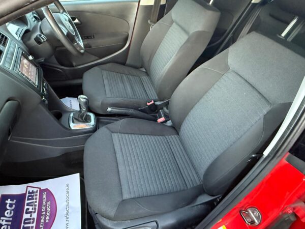 2014 VOLKSWAGEN POLO AUTO - Image 14