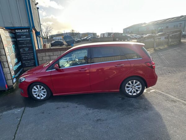 2015 Mercedes-Benz B-Class 2015  AUTO LOW MILES - Image 16