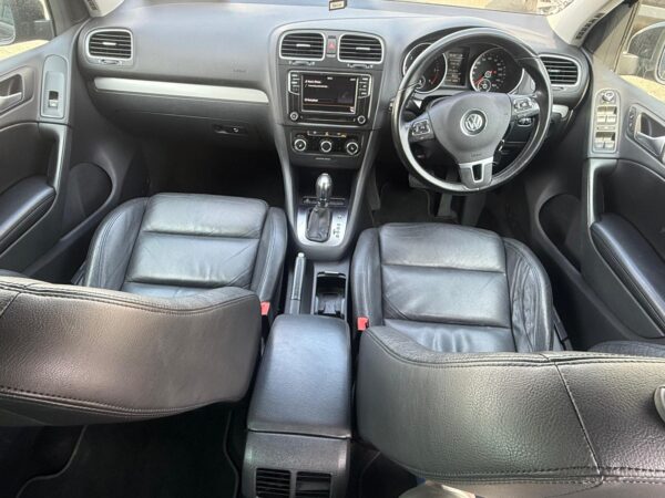 2012 VW Golf GT2.0 DSG AUTO EDITION-R  2/26 - Image 7